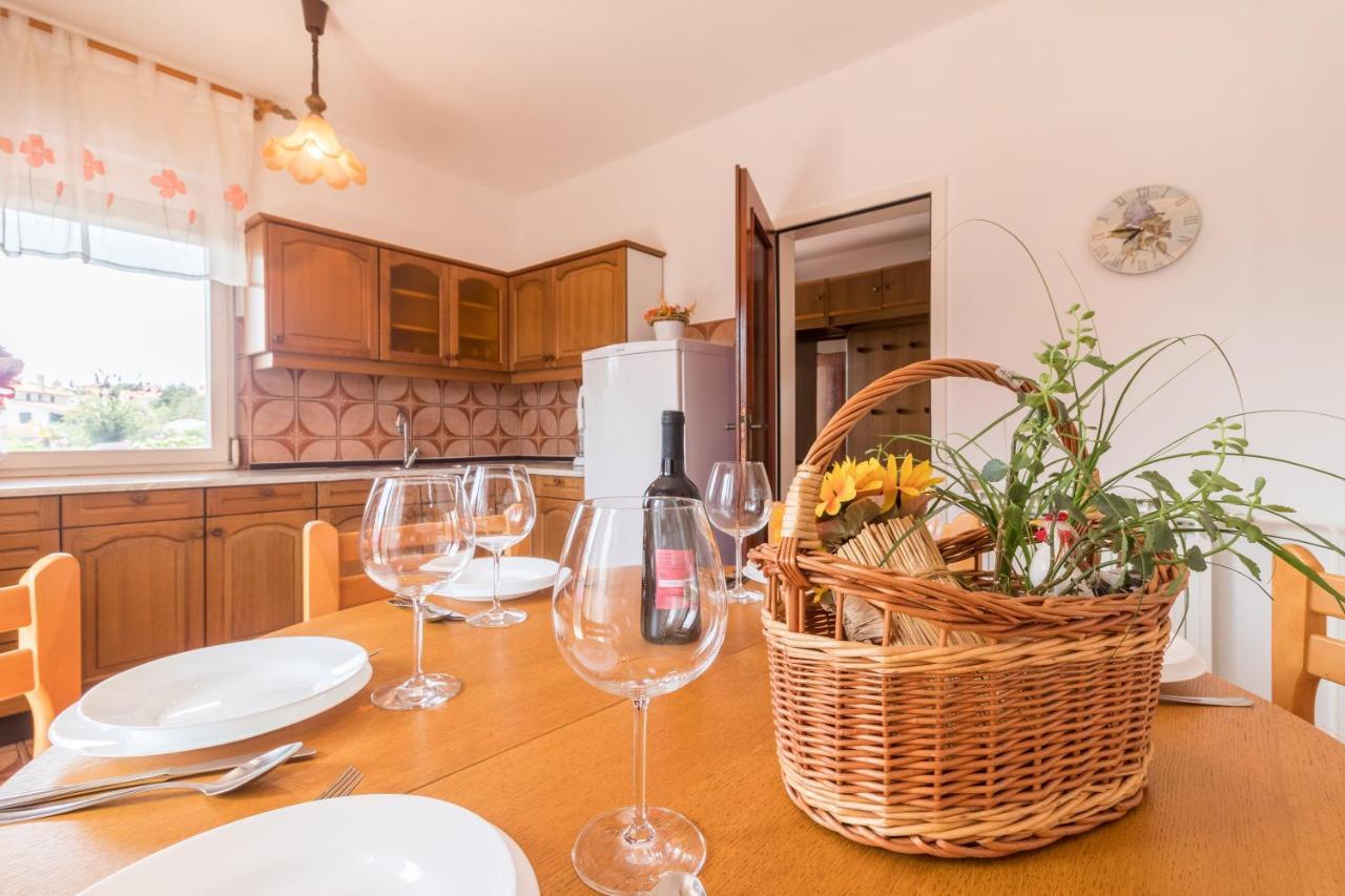 Apartments Ivica 1706 Ližnjan 외부 사진